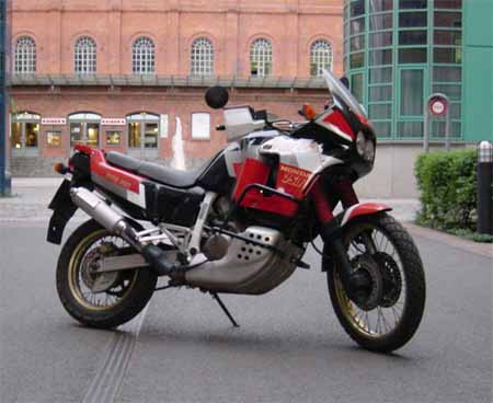 XRV750